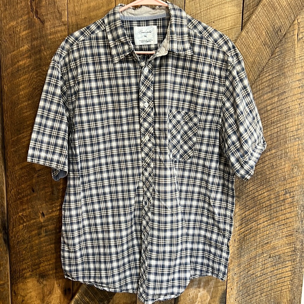 Casuals men cotton button up shirt size XL